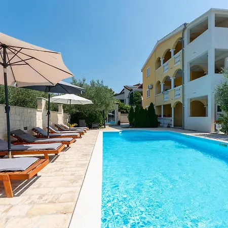 Beautiful In With Wifi Apartamento Pakoštane
