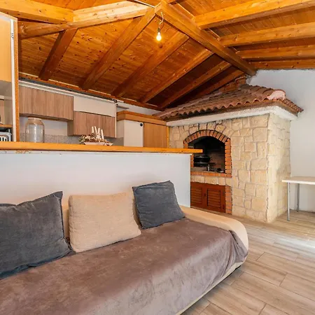 Stunning In شقة *