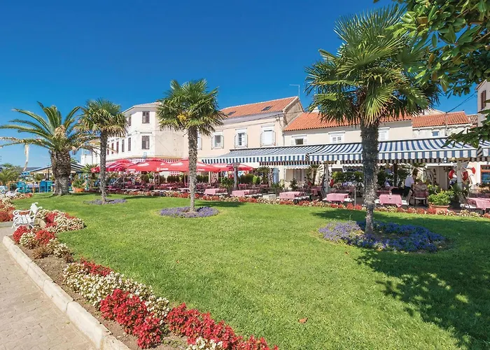 Stunning In Pakoštane