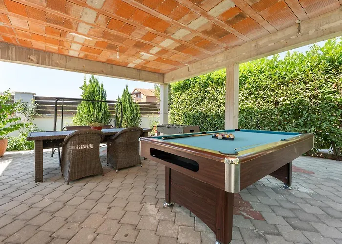 Stunning In Pakoštane